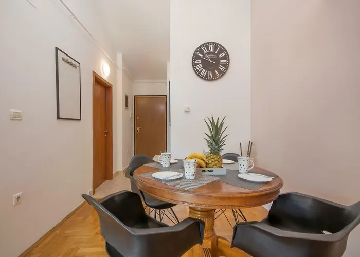 Centre Sea View 아파트 *