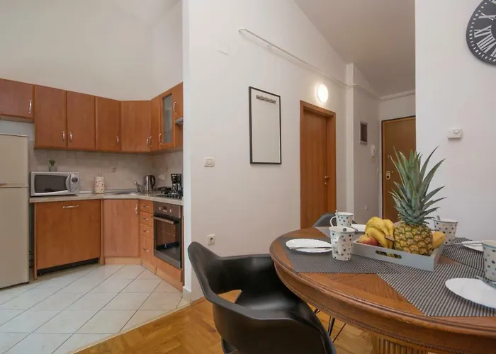 Centre Sea View * Πούλα