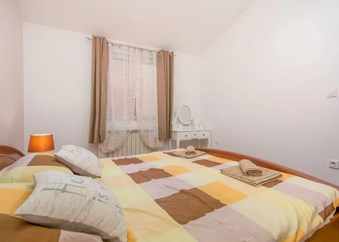 Centre Sea View Πούλα